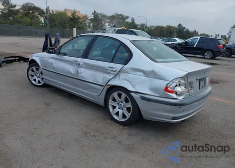 2001 BMW 325I z USA, uszkodzony, nr VIN WBAAV33411FU79384